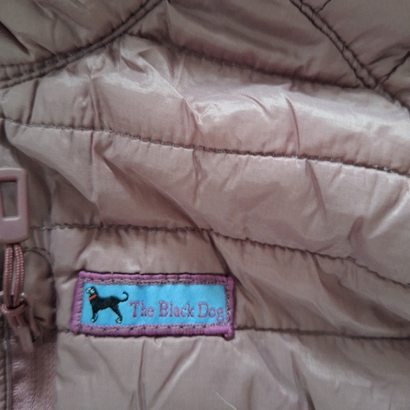 The Black Dog Dark Blush Pink Lightweight Puffer - Picture 3 of 7